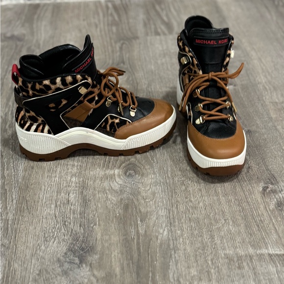 Michael Kors Leopard Print High-Top Lace Up Boot - Picture 1 of 7